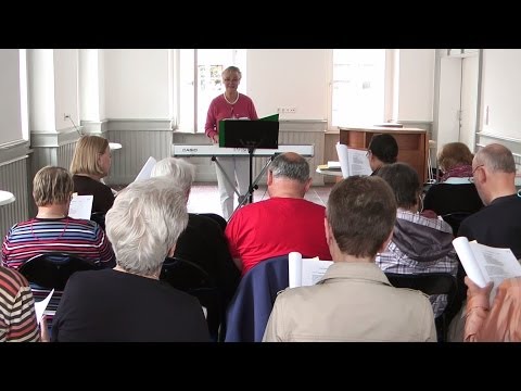 Sing mit! Singstunde mit Gertrud Gilbert in Bad Nauheim