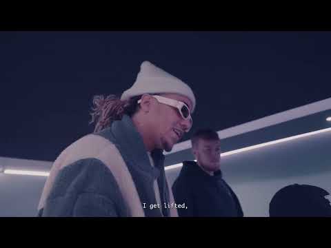 Cooked up this cold 🥶 Trap beat for Nafe Smallz in the studio