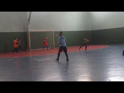 treinando pênalti Prata da casa