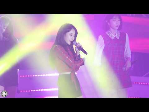[4K] 171128 나인뮤지스A 경리 직캠 '입술에 입술(Lip 2 Lip)' 9muses A Fancam @힐링콘서트 화천체육관 By 벤뎅이