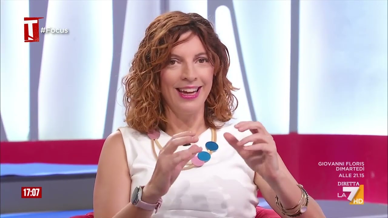 Femminicidio, i numeri per contrastare la violenza: l'intervista a Donata Columbro e Cristina ...