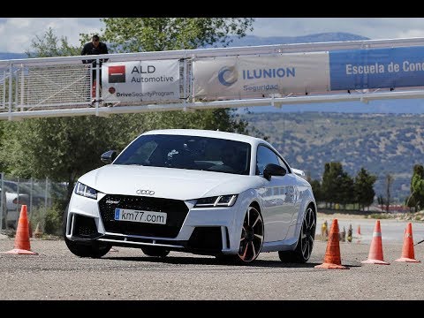 Audi TT RS Coupé  2017 – Maniobra de esquiva (moose test) y eslalon | km77.com