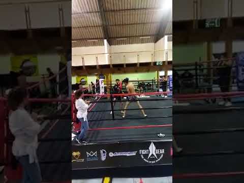 exhibición de muay thai KAMIKAZE en el centro de expociciones Quito..expofit..
