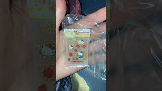 サンリオ　ハローキティ　ごほうびシール風チャーム　#ガチャガチャ #sanrio