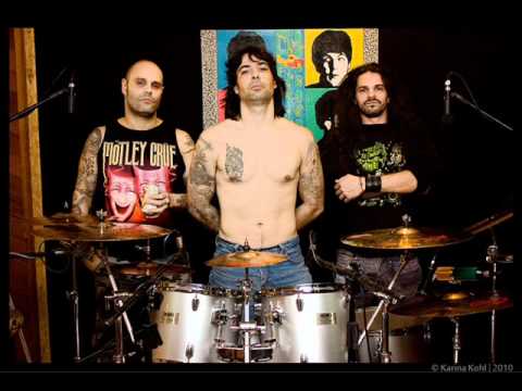 Rosa Tattooada - Um Milhão de Flores