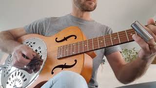 Video thumbnail for Epiphone Dobro Hound Dog Round Neck first test by Lolo Guitar