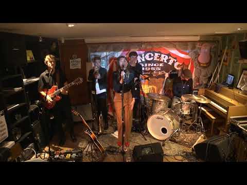 Suzy V - live in Concerto Recordstore (11/10/2019)