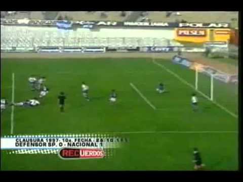 Gol de Juan Ramón Carrasco - Nacional vs Defensor 1997 para Quinquenio de Peñarol
