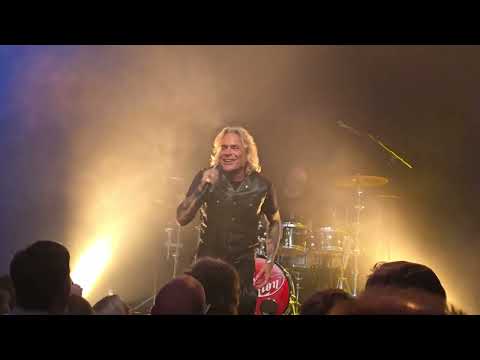 Out with the boys - Mike Tramp🎶White Lion - Babel - Malmø Sweden - april 25 #miketramp #whitelion