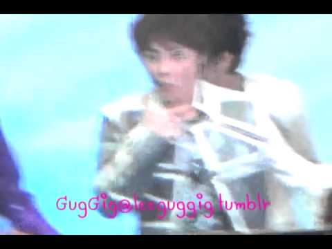 120728 FANCAM EXO MINI LIVE AT SIAM DISCOVERY - HISTORY [XIUMIN FOCUS]