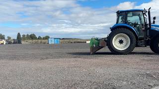 New Holland T5.85 wheel tractor | Image 4 - Agroline