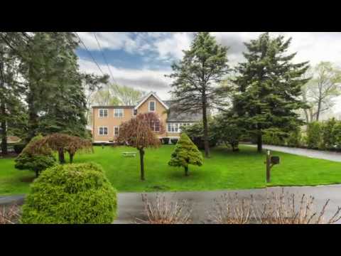 694 Humphrey St, Swampscott MA  -  Jude Toner - Tel 781 704 6592