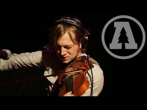 The Stone Foxes - Cold Like a Killer | Audiotree Live