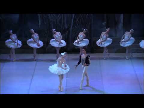 EL LAGO DE LOS CISNES   (II acto)  (Ballet Nacional de Cuba)