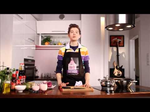 ZAŁÓŻ FARTUCHA U JANKA PASZKOWSKIEGO z Julą, Odcinek 1, cz. 1/8