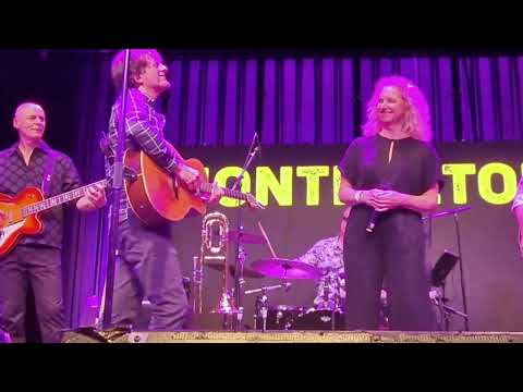 MONTI BETON feat. Gitti Guggenbichler & Klaus Pérez-Salado - Let It Be