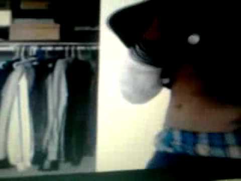 Scooter smiff on Ustream dancing