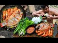 Cooking Shrimps Fish Eating With Noodle Salad Hot Chili Sauce Cook Lobster Bbq So Delicious