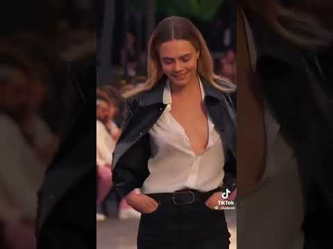 Cara Delevingne walk for AMI SS23 #caradelevingne #supermodel #runway