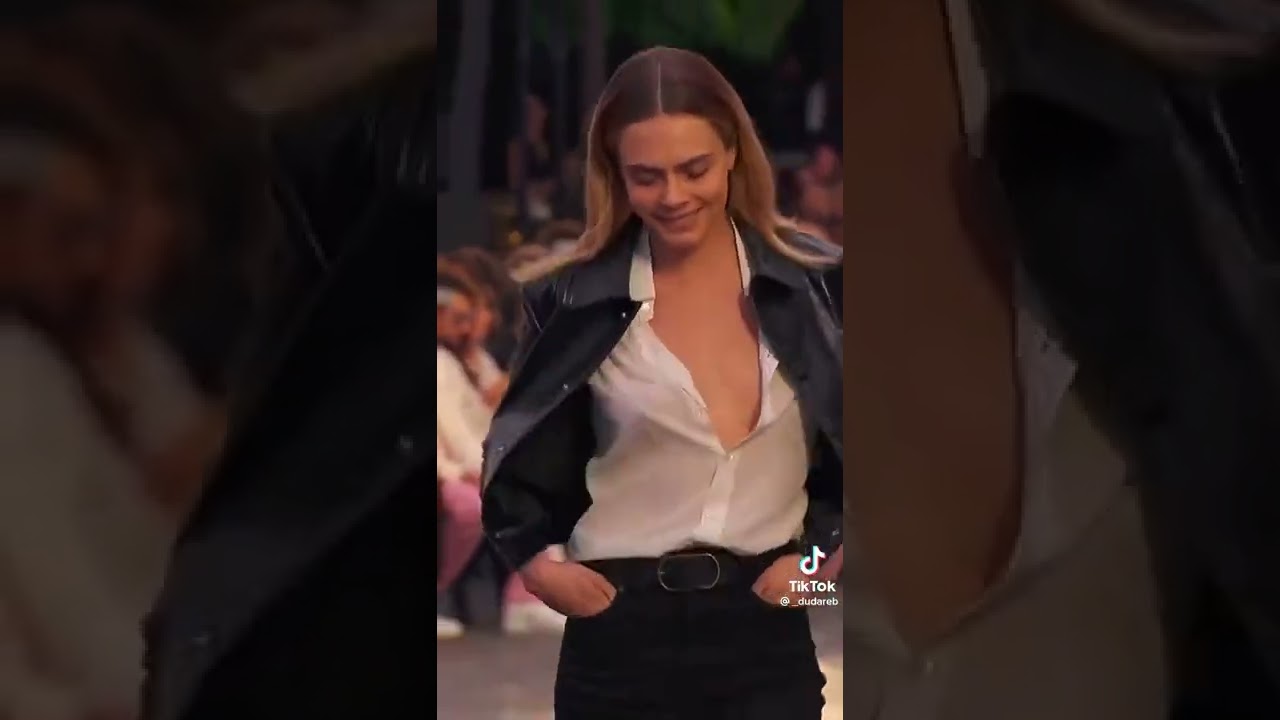 Cara Delevingne walk for AMI SS23 #caradelevingne #supermodel #runway