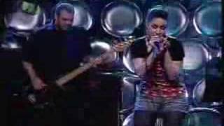 Download lagu Pitty - Jornal MTV - A Saideira 09/11 mp3