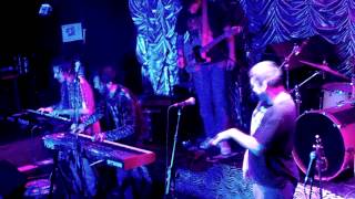 No necesito un doctor ("Tomando Impulso", con Chucky de ipola) en vivo en -MAKENA-