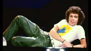 Leo Sayer – On The Old Dirt Road