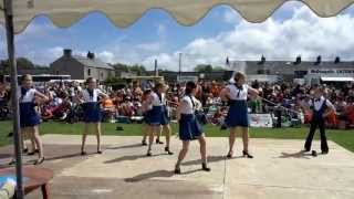preview picture of video 'An Office Life - Kreativ 10-13s (Askam Carnival 2013)'