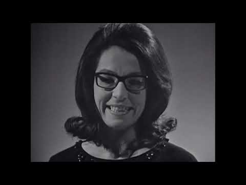 Nana Mouskouri - À force de prier - Luxembourg - Eurovision Song Contest 1963