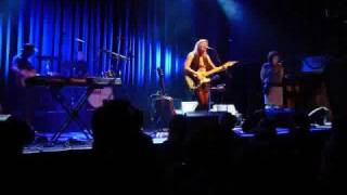 Ball and chain - Martha Wainwright