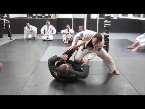 Reverse De La Riva 101 (Lachlan Giles)