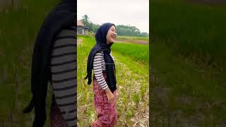 Download lagu Neng anggi gadis desa | Gadis desa cantik | gadis desa kita #Shorts #gadisdesakita mp3