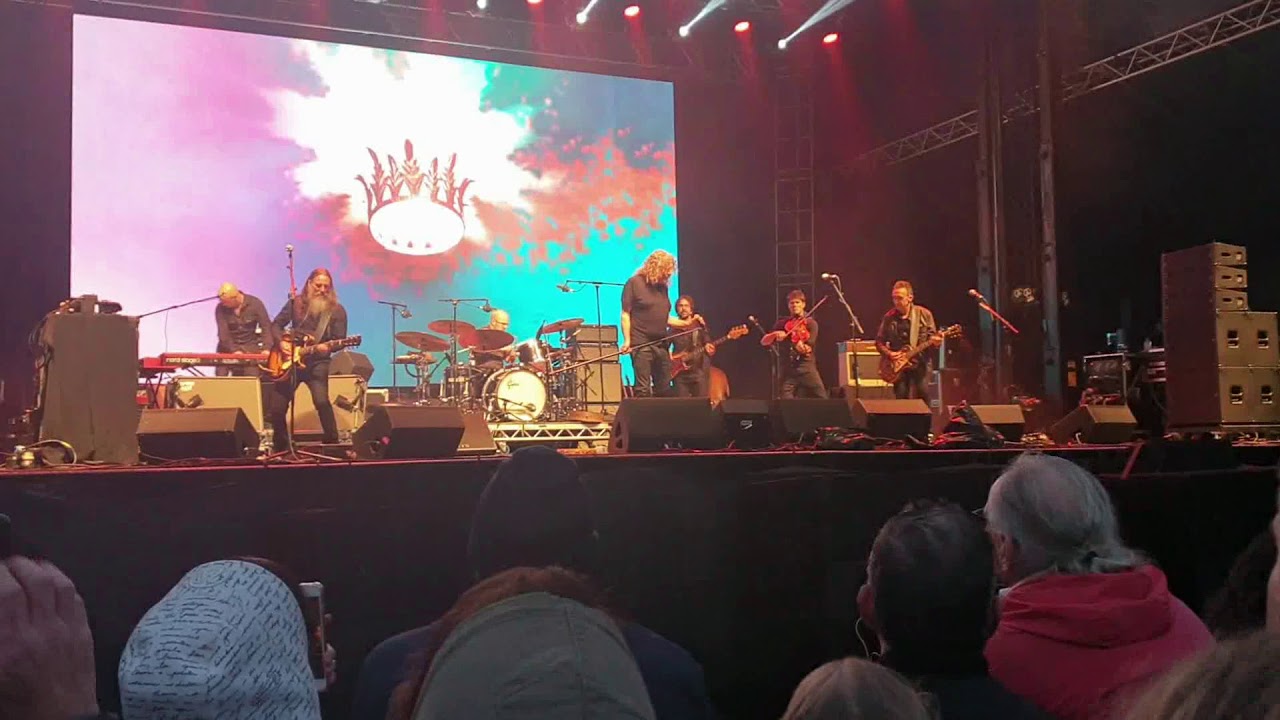 Robert Plant at Secret Solstice Festival Iceland - Immigrant Song - YouTube