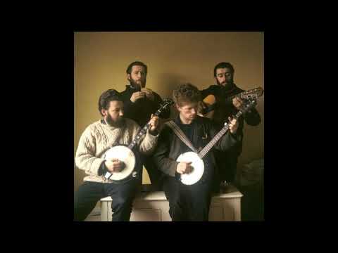 The Dubliners - Love is Pleasing