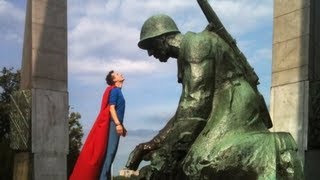 Nerwowe Wakacje - Superman jest dead [OFFICIAL VIDEO]