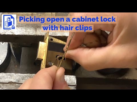 605. Picking open a basic wardrobe desk cabinet lever lock with Bobby pins / hair clips / hair grips