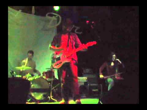 origami ghosts - dandelion - @ the high dive - 3-29-06.mp4