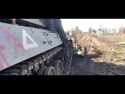 A abandoned 🇺🇦 Wisent 1 mine clearance vehicle somewhere in the Kursk region. 🤔
