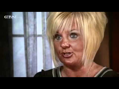 Deerinda Lowe Gets A Second Chance  - CBN.com