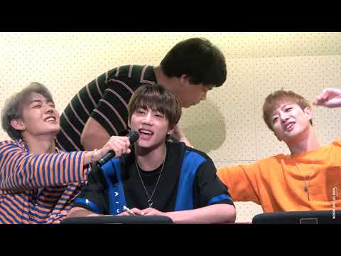 180728 MK미디어(페럼홀) 팬사인회 시끄러운 멤버들 사이에 앉아서 괴로운 준이 + 너라서