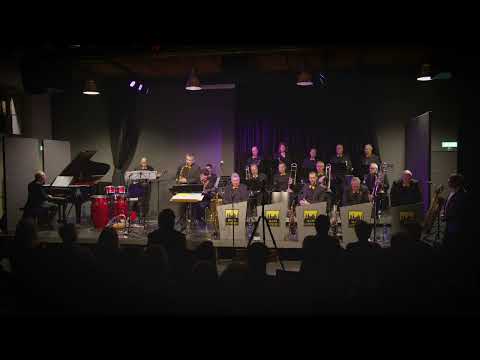 2021-11 Lester Leaps In - Big Band Connection