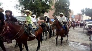preview picture of video 'Comanja de Corona- Cabalgata 16 de septiembre (parte 1)'