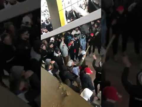 "Un dia me dijo mi vieja" Barra: Los Danu Stones &bull; Club: Danubio