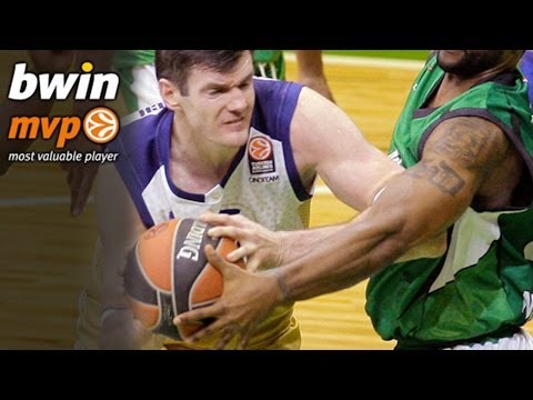 Round 9 bwin MVP: Darjus Lavrinovic, Budivelnik Kiev