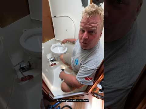Toilet swap. DIY sailboat project! ⛵️🚽 #sail #sailboatliving #sailinglife #boatproject #diy