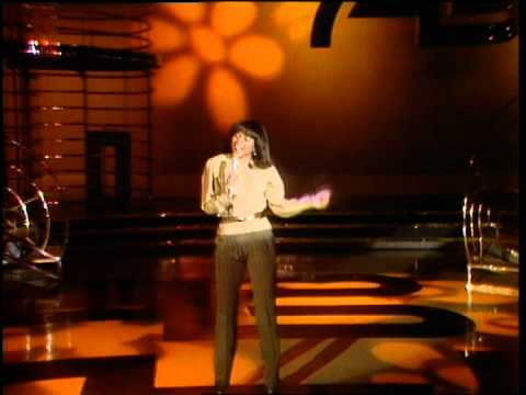 Dick Clark Interviews Deniece Williams - American Bandstand 1982