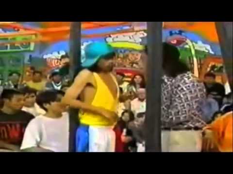 Los Cómicos Ambulantes :  La Combi