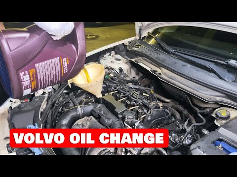Oil Change On VOLVO S40