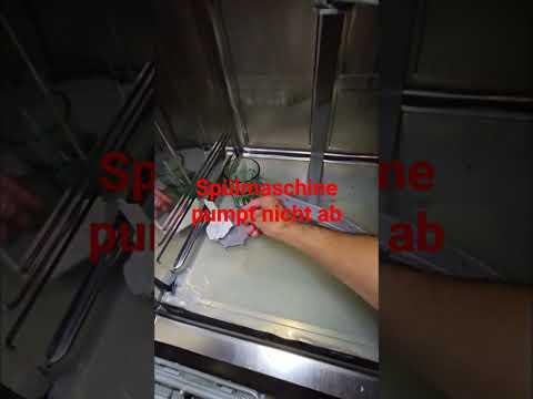 Spülmaschine brummt pumpt nicht ab Wasser steht in der Maschine