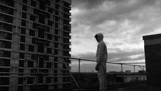 Maxsta – Outside (Prod. by Mitch 7) [radio rip]